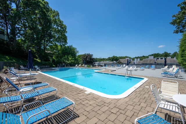 13 Rowayton Woods Dr Unit 13, Norwalk, CT 06854 - photo 20