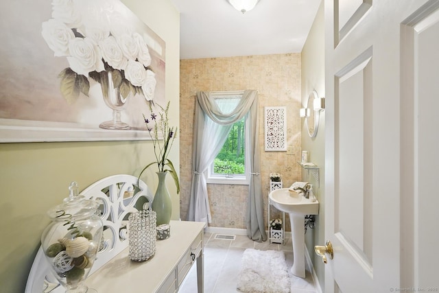 115 Center Rd, Woodstock, CT 06281 - bathroom featuring tile patterned flooring