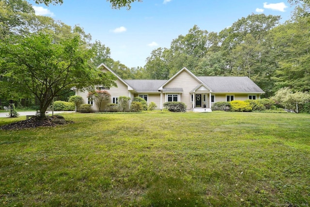 115 Center Rd, Woodstock, CT 06281 - view of front of property featuring a front lawn