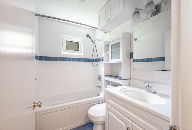 25 Old Middle Rd, Brookfield, CT 06804 - bathroom with tub / shower combination and vanity