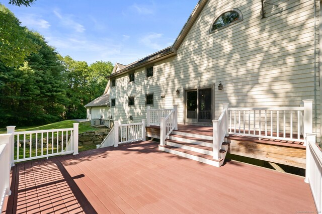 18 Sandpiper Ln, East Lyme, CT 06333 - view of wooden terrace