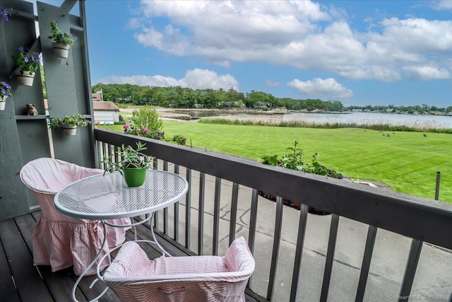 17 Harbour Vlg Unit F, Branford, CT 06405 - balcony with a water view
