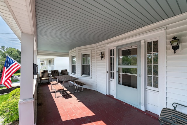 35 Hinckley Ave, Stamford, CT 06902 - photo 4
