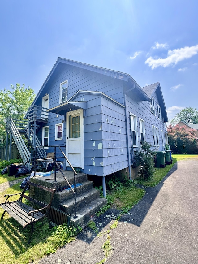 33 Wilson Ave, Windsor, CT 06095 - view of property exterior with stairs