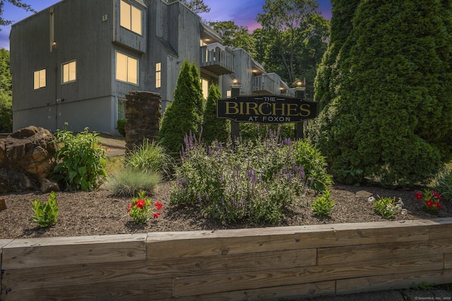 11 Cedar Ct Unit C, East Haven, CT 06513 - view of community / neighborhood sign