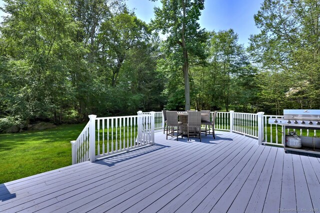105 Brinsmayd Ave, Stratford, CT 06614 - photo 32