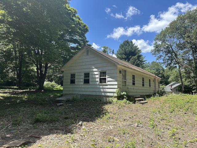 29 Orchard Hill Rd, Newtown, CT 06470 - view of side of property