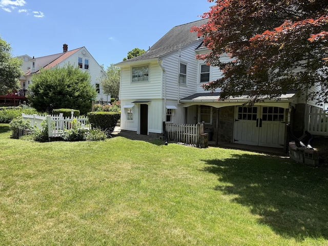 28 Maplerow Ave, Waterbury, CT 06705 - back of property