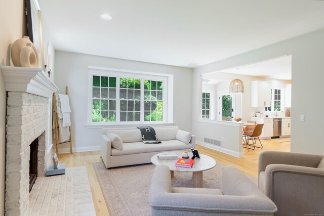 81 Salem Rd, Trumbull, CT 06611 - photo 13