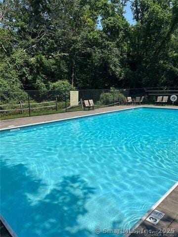 175 Mill Pond Rd Unit 203, Hamden, CT 06514 - view of pool