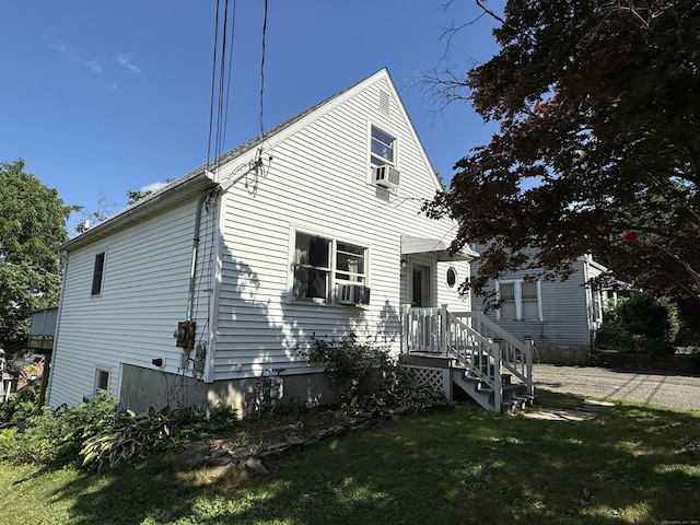 153 Maplewood Ave, Torrington, CT 06790 - photo 2