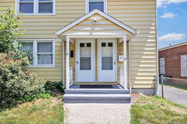 70 Sage Ave, Bridgeport, CT 06610 - doorway to property