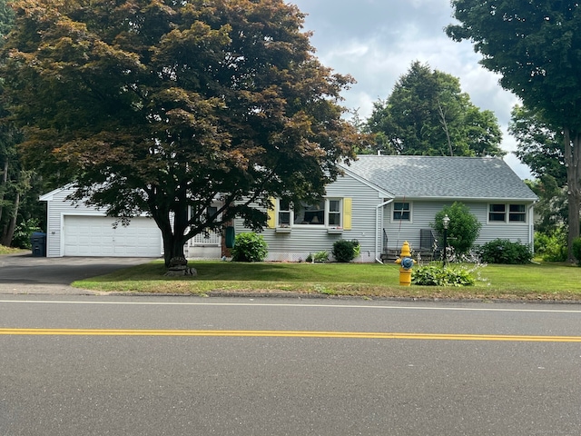 4328 Madison Ave, Trumbull, CT 06611 - photo 9