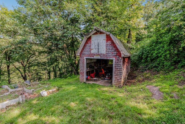 37 Quarry Rd, Beacon Falls, CT 06403 - view of outdoor structure with a vegetable garden