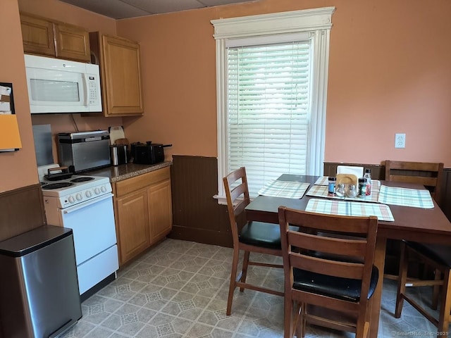 463 Washington Ave, West Haven, CT 06516 - kitchen featuring white appliances