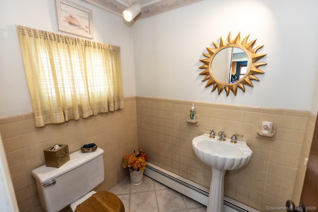 105 Beckett Ave Unit 105, Branford, CT 06405 - bathroom featuring tile walls, tile patterned floors, and a wainscoted wall