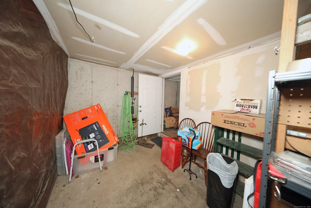 187 Lovers Ln Unit 4, Torrington, CT 06790 - view of below grade area