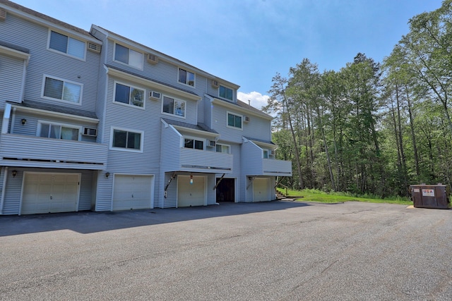 187 Lovers Ln Unit 4, Torrington, CT 06790 - view of building exterior