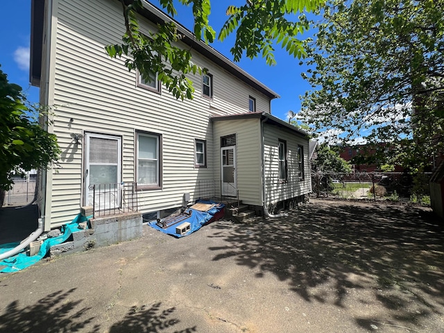 57 Milne St, Bridgeport, CT 06605 - back of property with entry steps