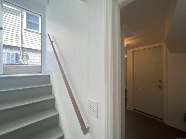 47 Lindale St, Stamford, CT 06902 - photo 5