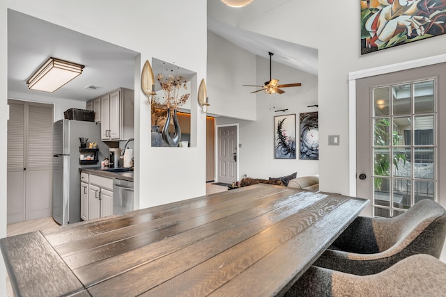 323 Carriage Crossing Ln Unit 323, Middletown, CT 06457 - dining room with ceiling fan and vaulted ceiling