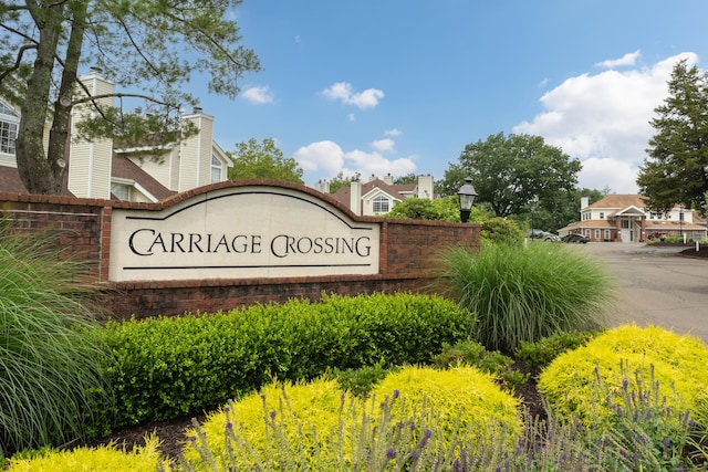 323 Carriage Crossing Ln Unit 323, Middletown, CT 06457 - view of community sign