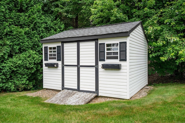 102 Herbert Dr, East Hartford, CT 06118 - view of shed
