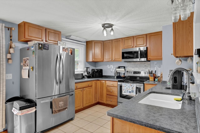 111 Pinehurst Dr, Meriden, CT 06450 - photo 16