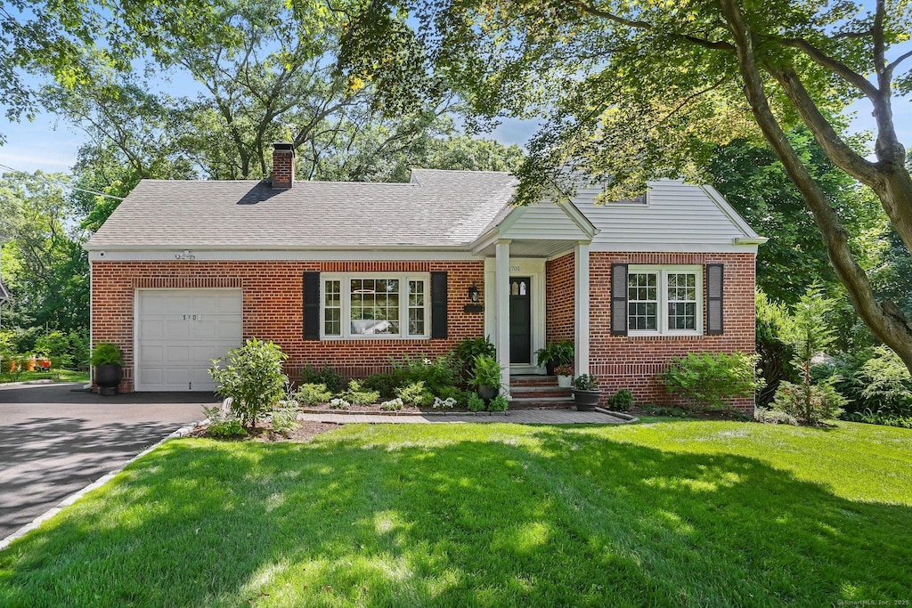 1701 Jennings Rd, Fairfield, CT 06824 - photo 1
