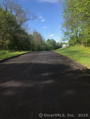 7 Eagle Dr, New Milford, CT 06776
