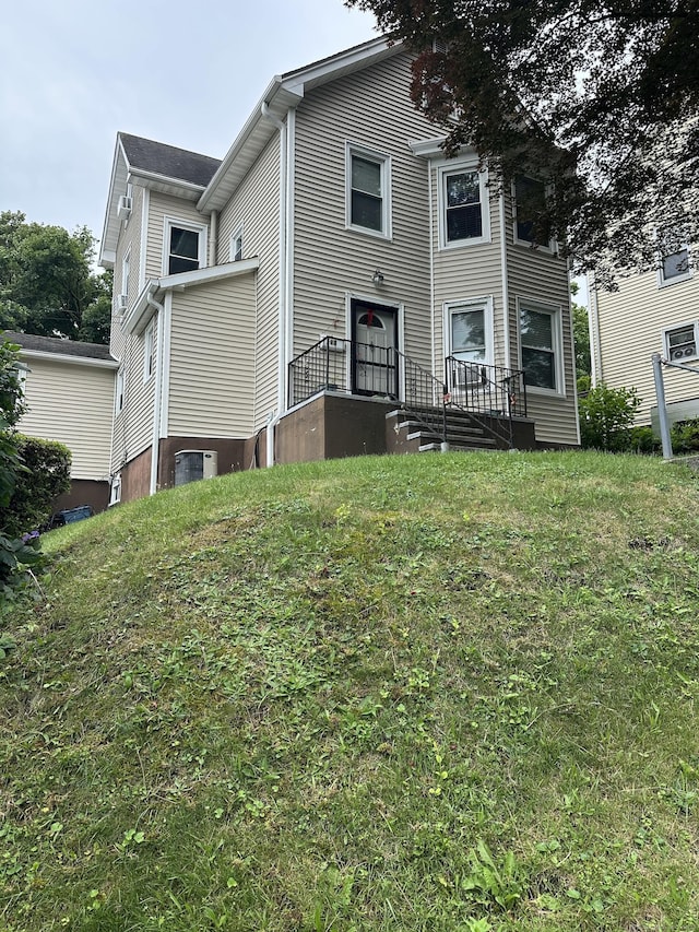 16 Grandview Ave, Norwalk, CT 06850 - back of property featuring a yard
