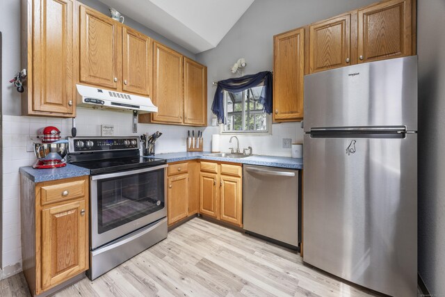 905 Oronoke Rd Apt 13, Waterbury, CT 06708 - photo 8
