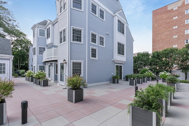 118 Grove St Apt 7, Stamford, CT 06901 - view of building exterior