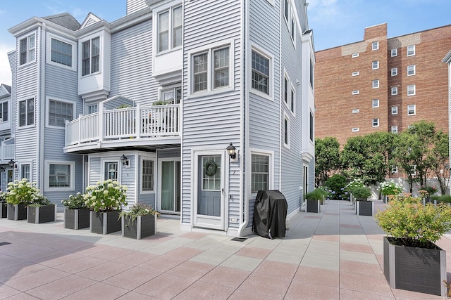 118 Grove St Apt 7, Stamford, CT 06901 - view of building exterior