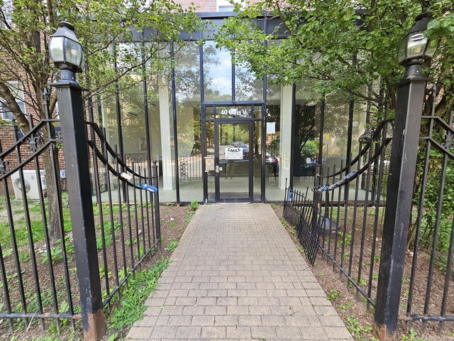 40 Owen St Apt C10, Hartford, CT 06105