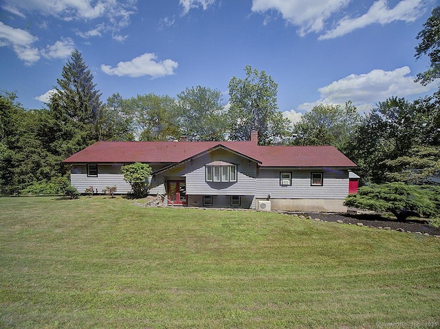 481 Gaylord Mountain Rd, Hamden, CT 06518 - view of front of house with a front yard and a chimney