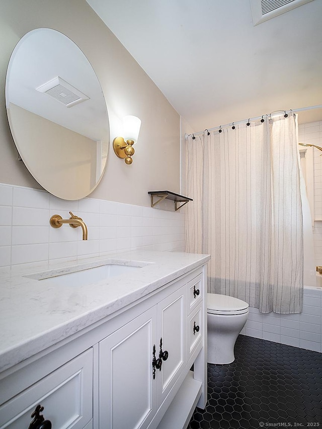 481 Gaylord Mountain Rd, Hamden, CT 06518 - full bathroom with vanity, shower / tub combo with curtain, decorative backsplash, and tile patterned floors