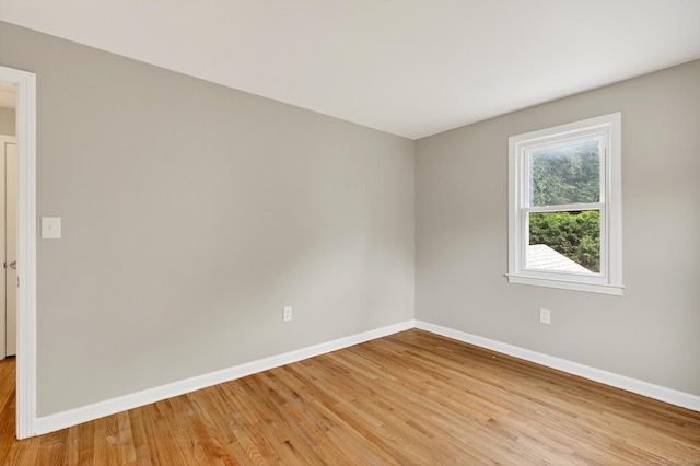 29 Bradford Dr, Windsor, CT 06095 - unfurnished room with baseboards and light wood-style floors