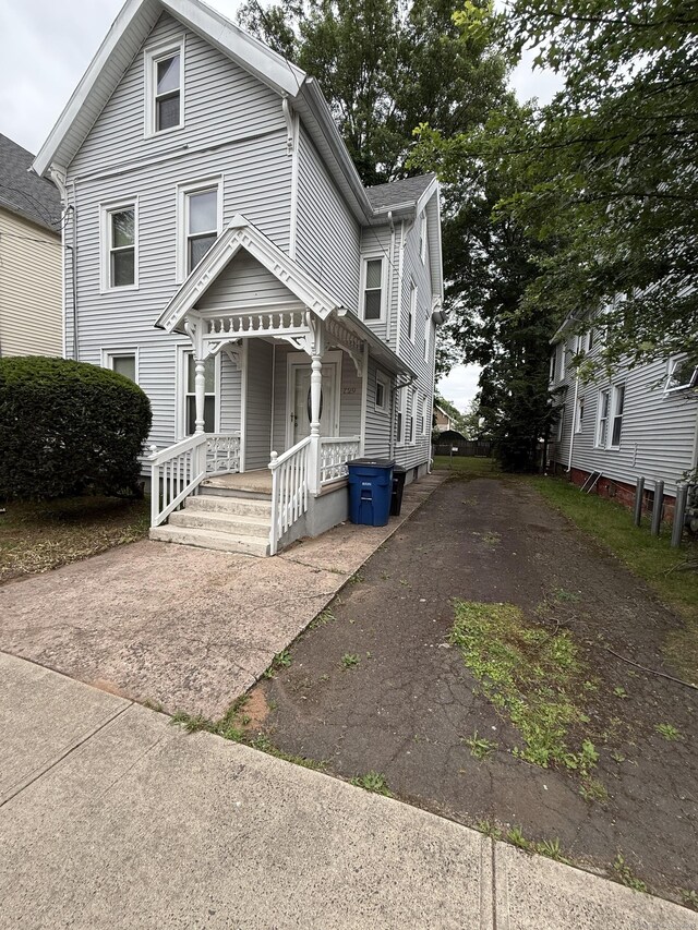 529 Winthrop Ave, New Haven, CT 06511 - photo 3
