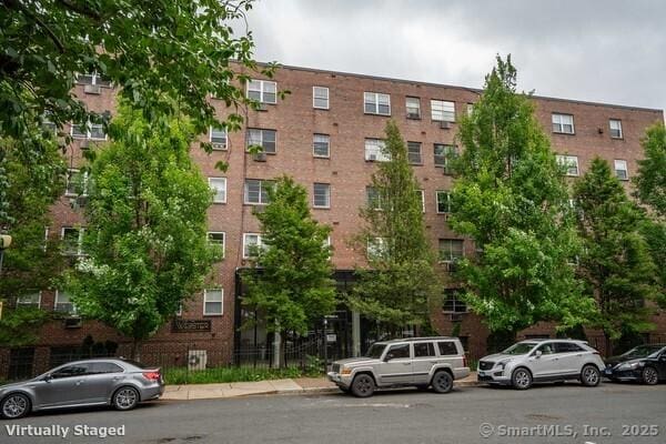 40 Owen St Apt E12, Hartford, CT 06105 - view of apartment building / complex