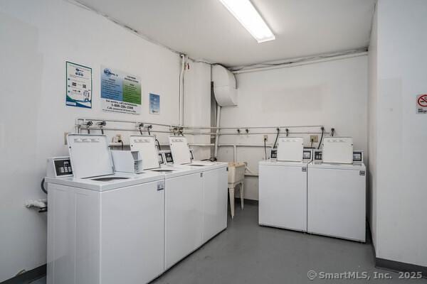 40 Owen St Apt E12, Hartford, CT 06105 - community laundry with separate washer and dryer