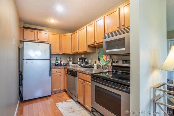 40 Owen St Apt E12, Hartford, CT 06105 - photo 9