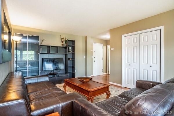 40 Owen St Apt E12, Hartford, CT 06105 - photo 16