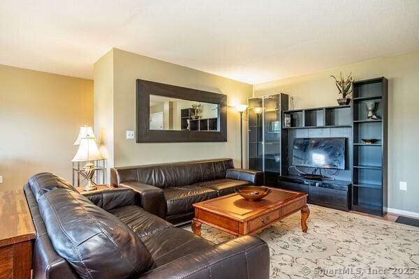 40 Owen St Apt E12, Hartford, CT 06105 - photo 17