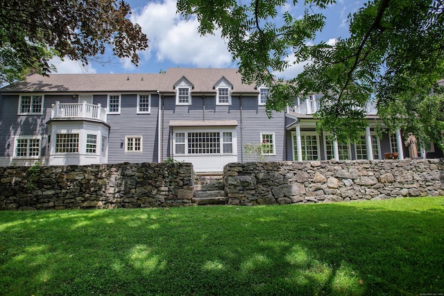 873 N Salem Rd, Ridgefield, CT 06877 - rear view of property featuring a yard