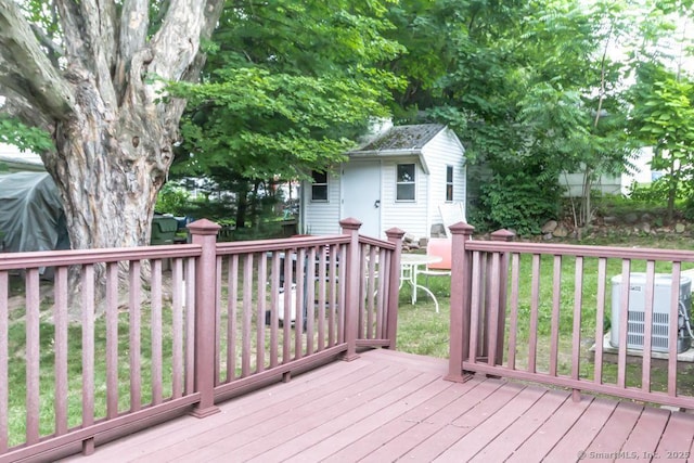 19 Garfield Rd, Bristol, CT 06010 - view of deck