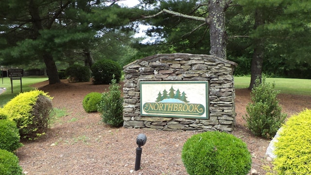 4 Rosewood Cir Unit 4, Monroe, CT 06468 - view of community / neighborhood sign