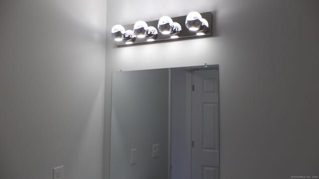 4 Rosewood Cir Unit 4, Monroe, CT 06468 - bathroom view