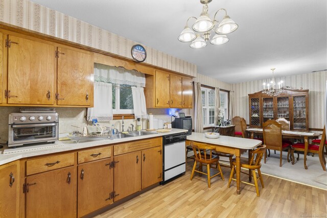355 W Avon Rd, Avon, CT 06001 - photo 18