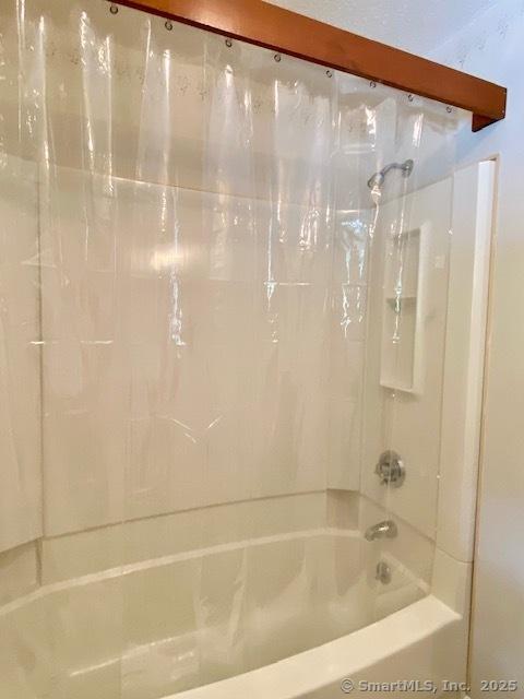 129 Forge Dr, Avon, CT 06001 - photo 27